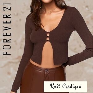 NWT FOREVER 21 3-Button Cropped Hem 
Long Sleeve Fitted Open Cardigan Sweater/XL